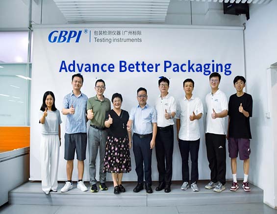 University-Enterprise Collaboration: Mutual Empowerment | Dean Huang Shiqing of Jinan University's School of Packaging Engineering Leads Delegation to Visit and Exchange at GBPI